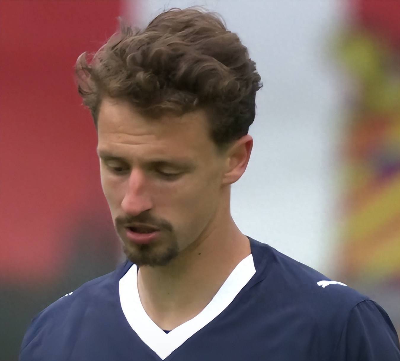 爱游戏网页版 - 谍战剧父亲的身份 