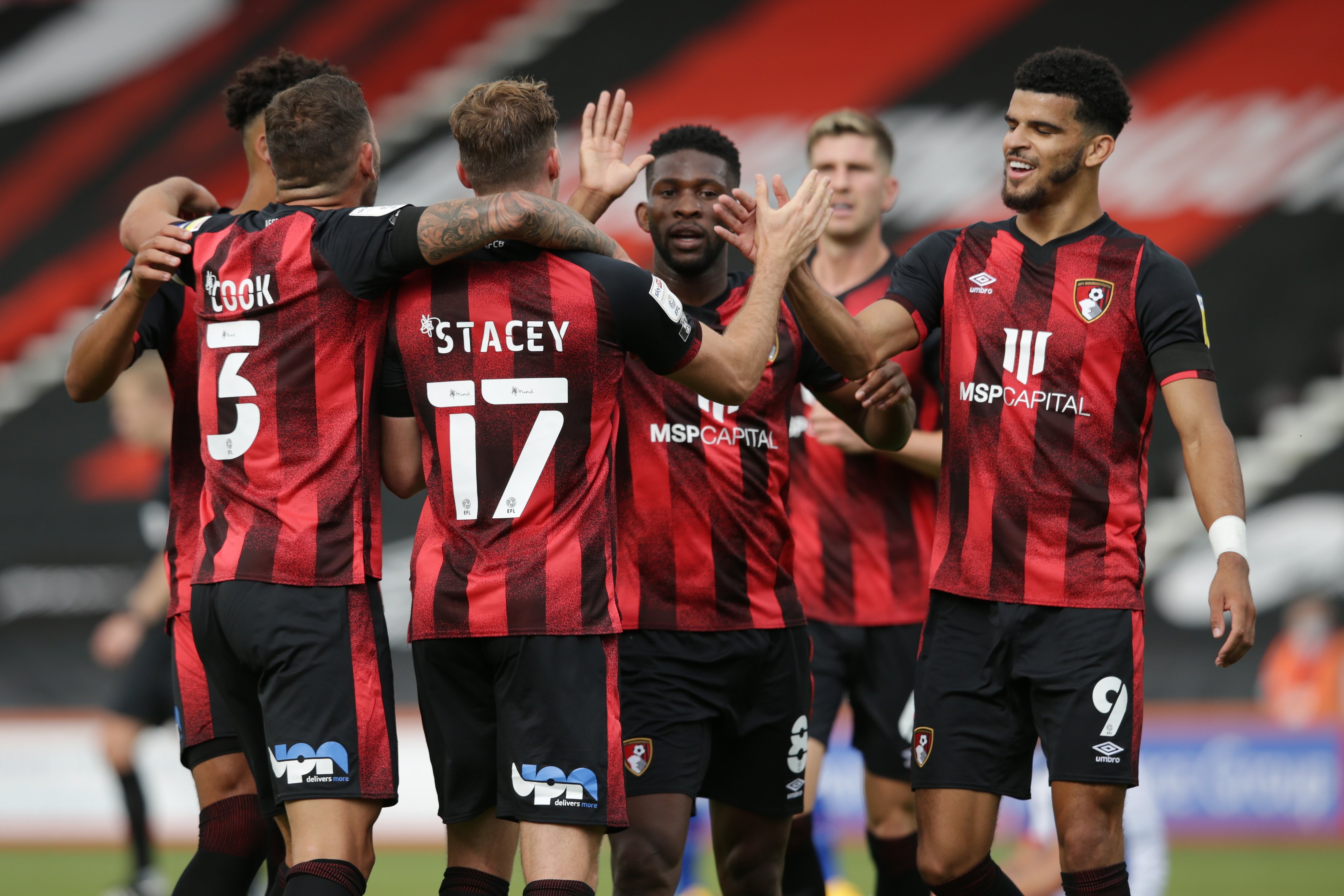 爱游戏登录 -不来梅迎英超关键赛；冲刺阶段外线爆发；引发热议；球探报告显示潜力(英超红牌停赛多久)