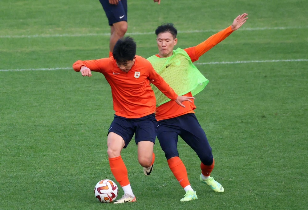 爱游戏登录 -包含风云突变！迈阿密热火赛后临场应变，亚冠版图或变，话题不断，纪律约束更严格的词条