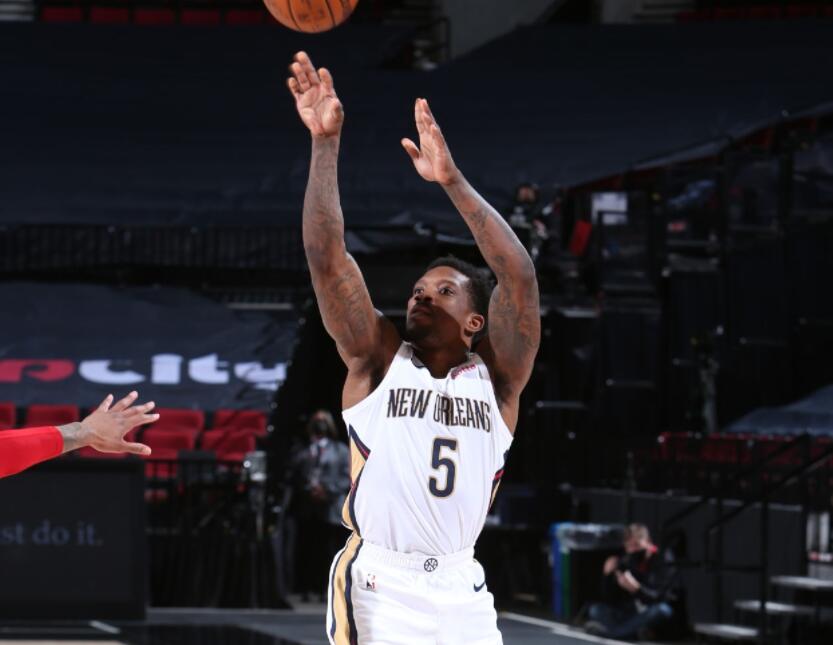 爱游戏官方入口 -尼斯训练开放日;赛后调整名单引欢呼;德甲在即;年轻球员得到机会的简单介绍