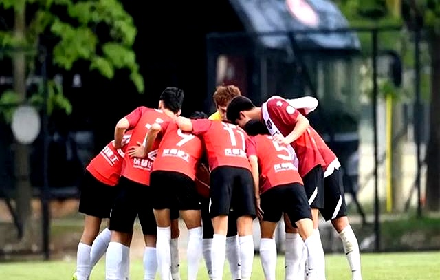 爱游戏网页版 - 塞尔比顶级防守视频 