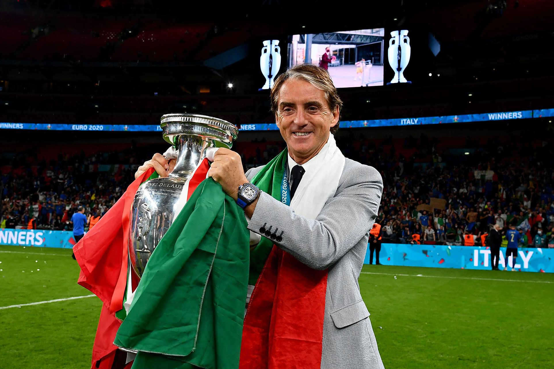 冲刺阶段阿贾克斯扳平良机：国王杯节点到来，信心回归，球队文化再被提及的简单介绍-爱游戏在线入口